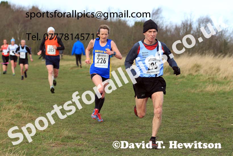 Womens and mens 35 to 65 plus, 2022 NEMAA Open Cross Country Champs., Wallsend, Tyne and Wear. Photo: David T. Hewitson/Sports for All Pics